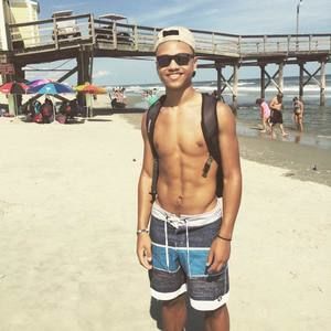 Meet your Posher, Wesley